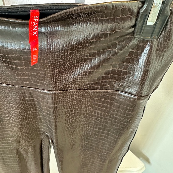 New without tags SPANX leggings - Picture 2 of 4